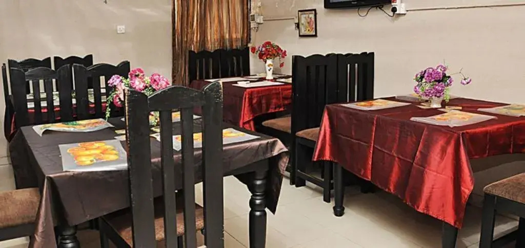 Golden King Apartment Hotel