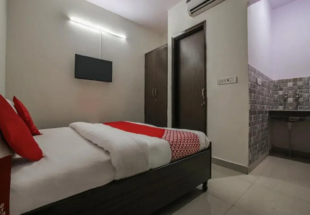 OYO 15668 Indo Afghan Guest House