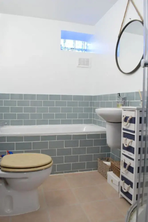1 Bedroom Flat Near Wimbledon