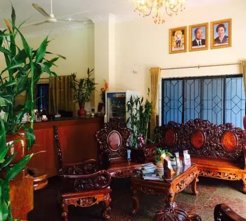 Paris Guest House 1