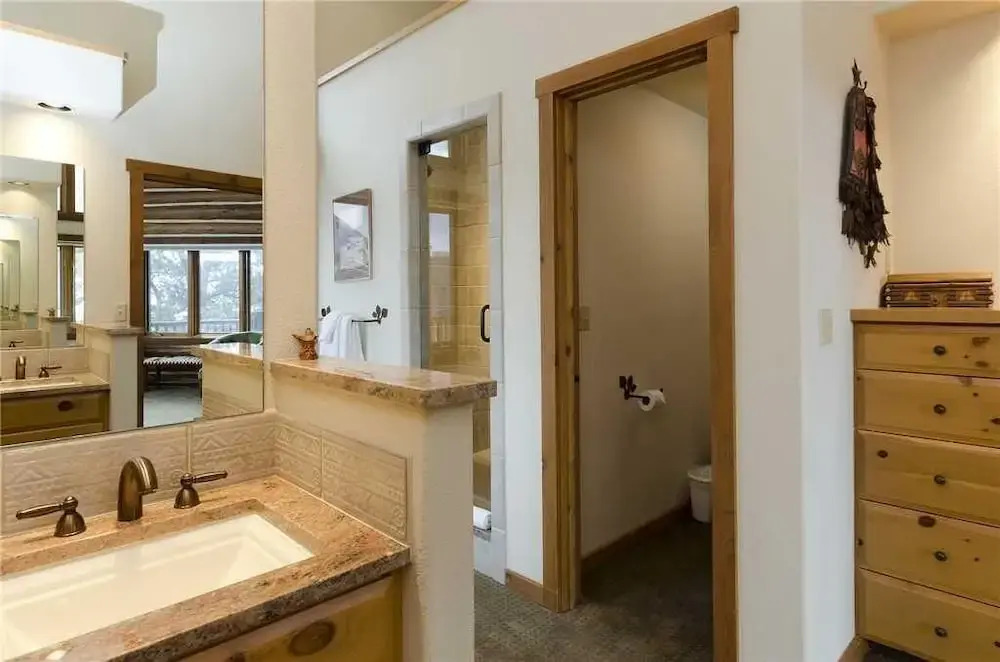 Ponderosa Lodge