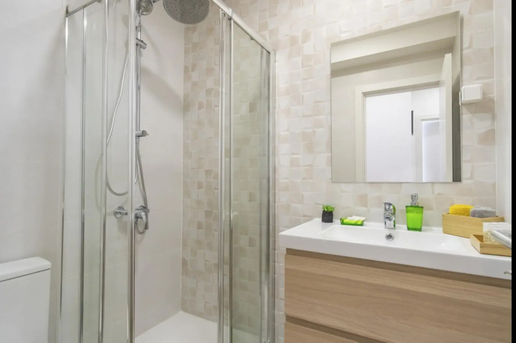 LV Premier Amoreiras AM3 Modern Space AC Lift