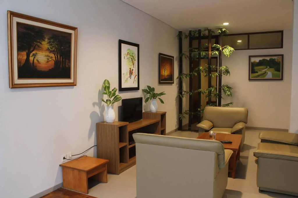 Family Only Amazing City View Villa - De Reiz Firen Syariah