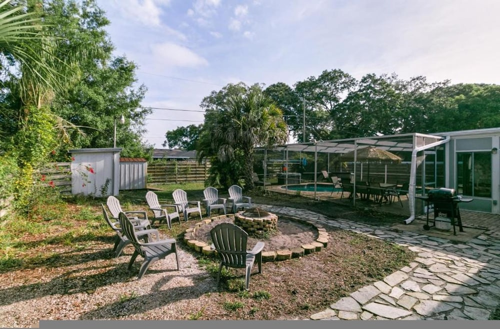 Sarasota Family Home Private Heated Pool Relax