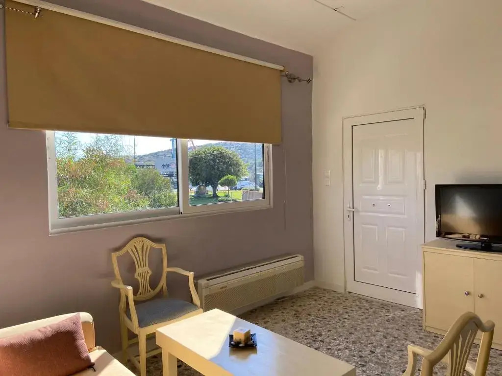 Athens Riviera: 2 bed / 3' walk from the beach