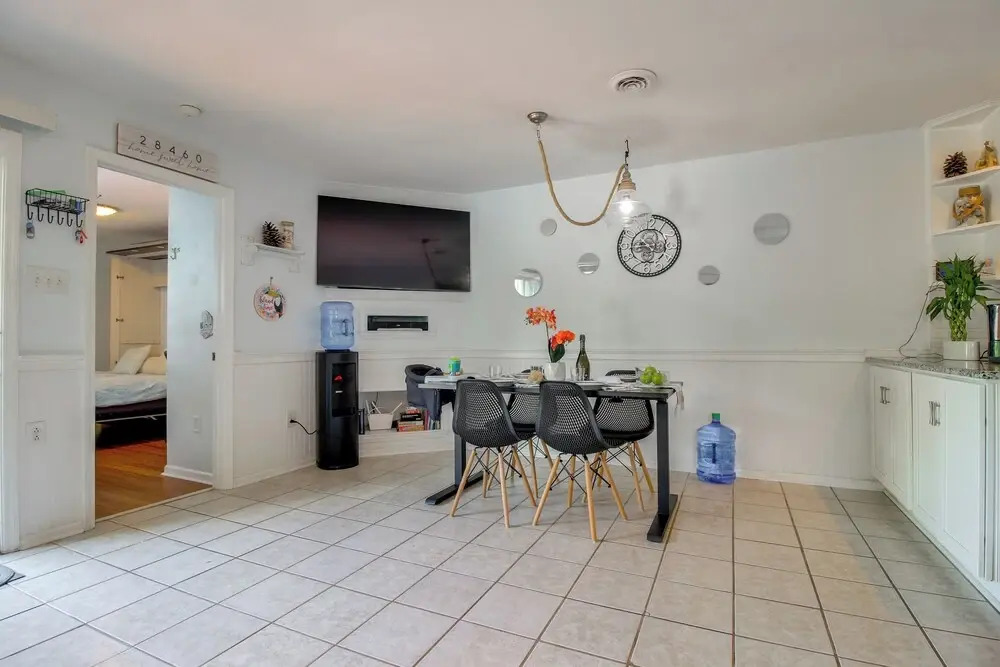 Walk to North Topsail Shores: Beach House w/ Gear!