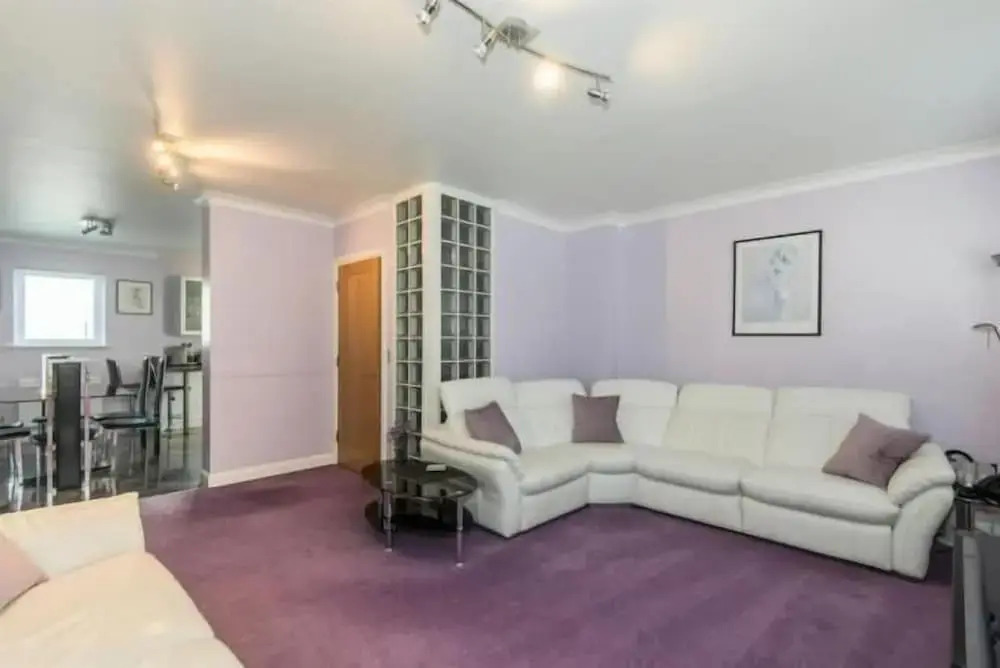 Oxford Street 5 Bedroom Townhouse
