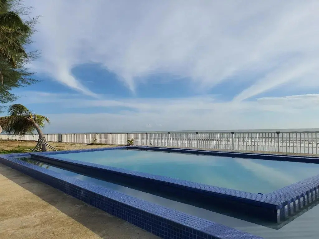ALA Beach Lodge - Ketapang Homestay