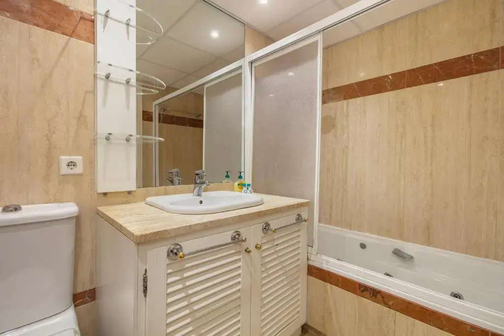 Amazing Penthouse next to Beach & Puerto Banús - RDR216