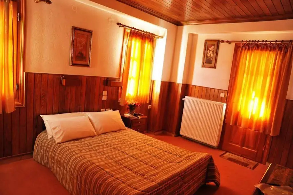 Hotel Anax