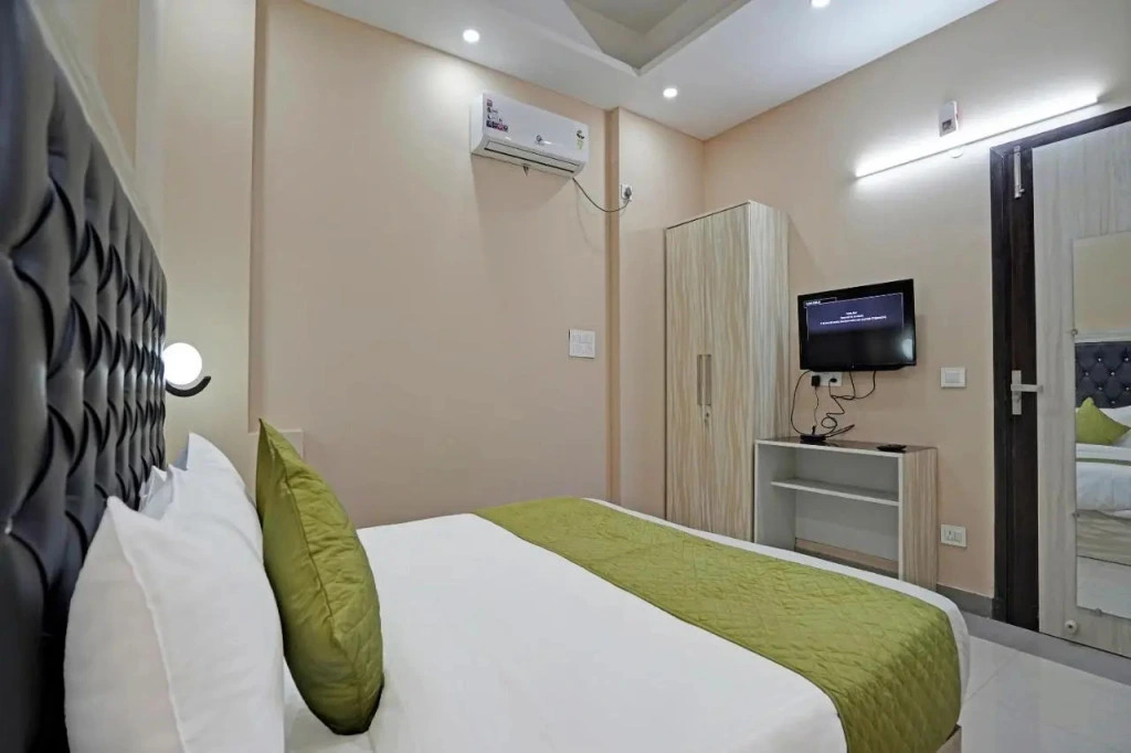 Hotel Green Chilly