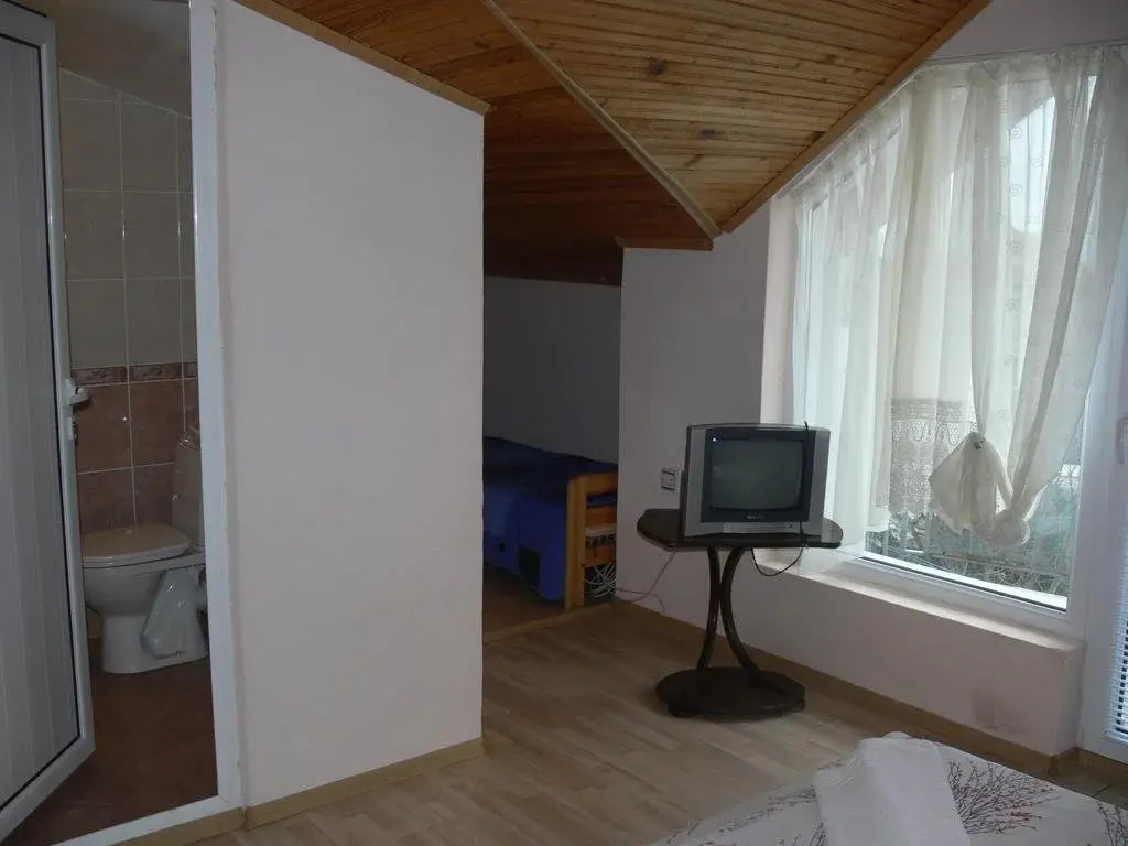 Stedi Guest House
