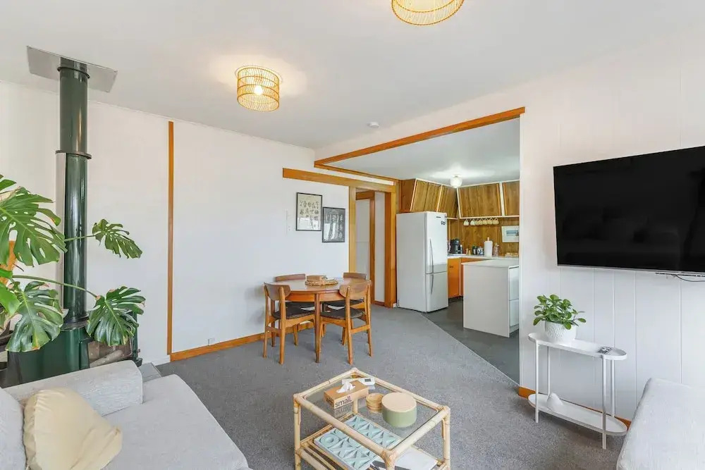 Tranquil Haven 2 BR Home Zodiak Stays