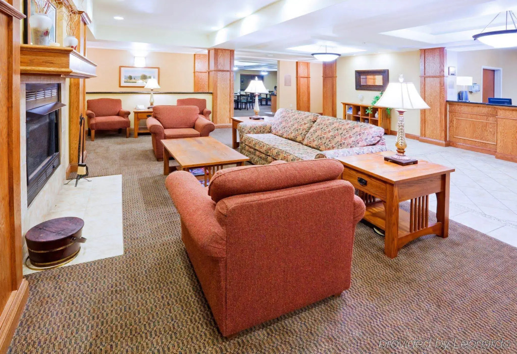 Holiday Inn Express & Suites Rocky Mount Smith Mountain Lake by IHG