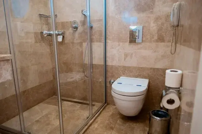 Quality Hotel Downtown Montreal