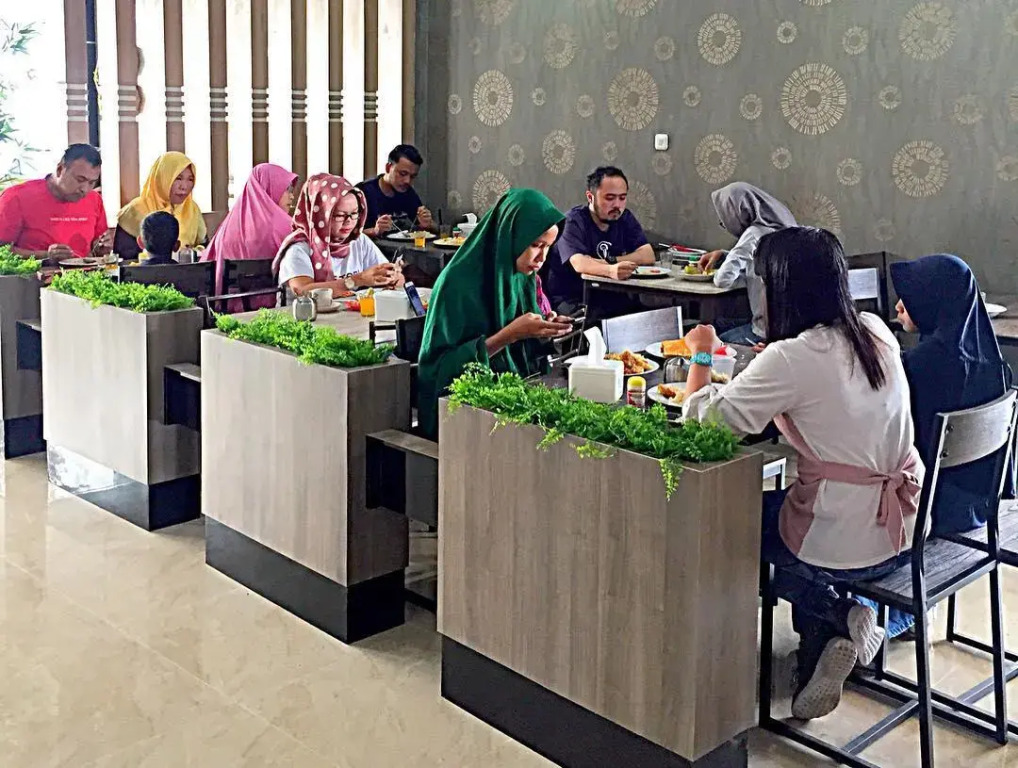 Toptel Hotel