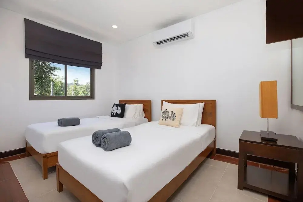 Spacious 3BR Pool Access Villa Argent 7