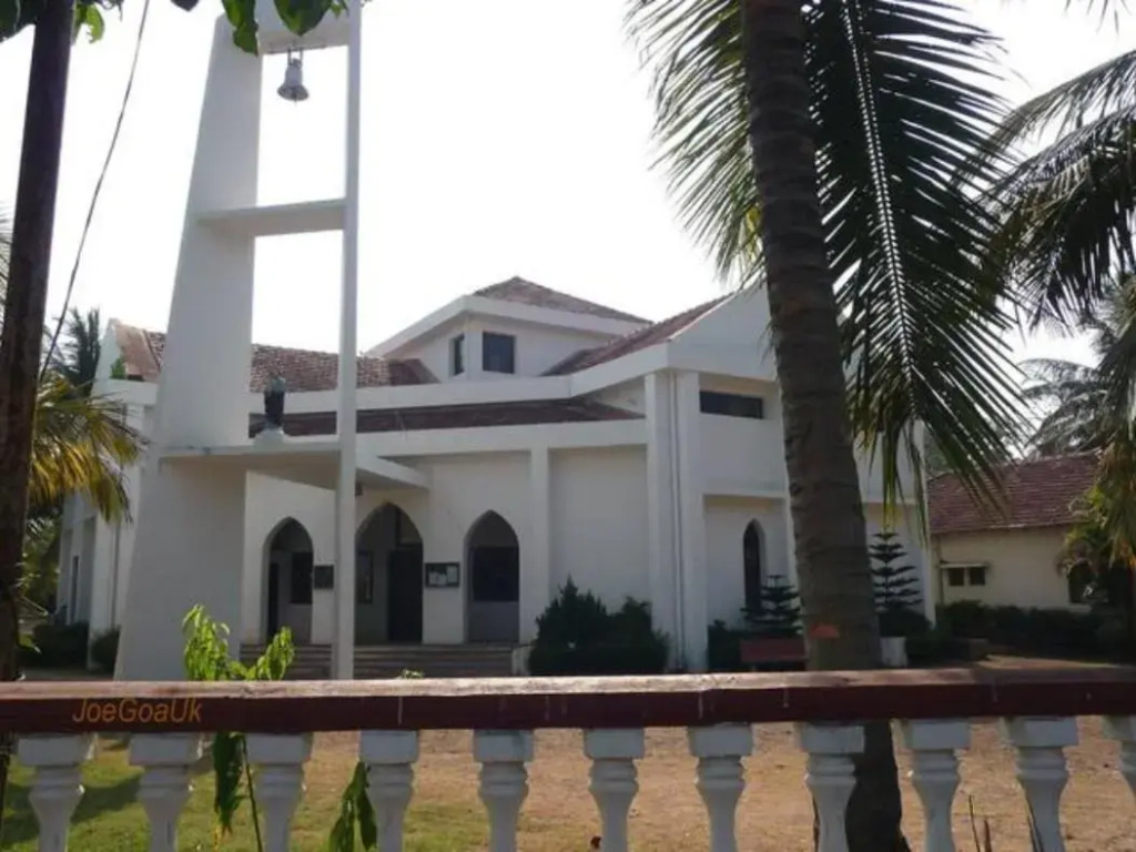 Peace Villa Luxurious 5BHK Siridao Goa Beach