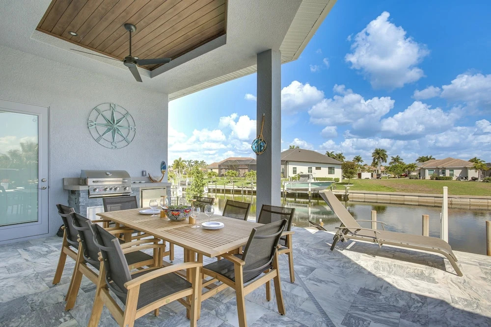 Luxe Canal-front Getaway w/ Pool in Punta Gorda!