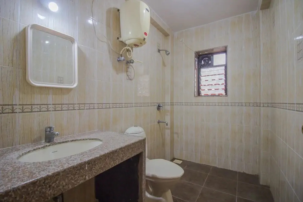 OYO 18720 Home Alluring 3BHK Dona Paula