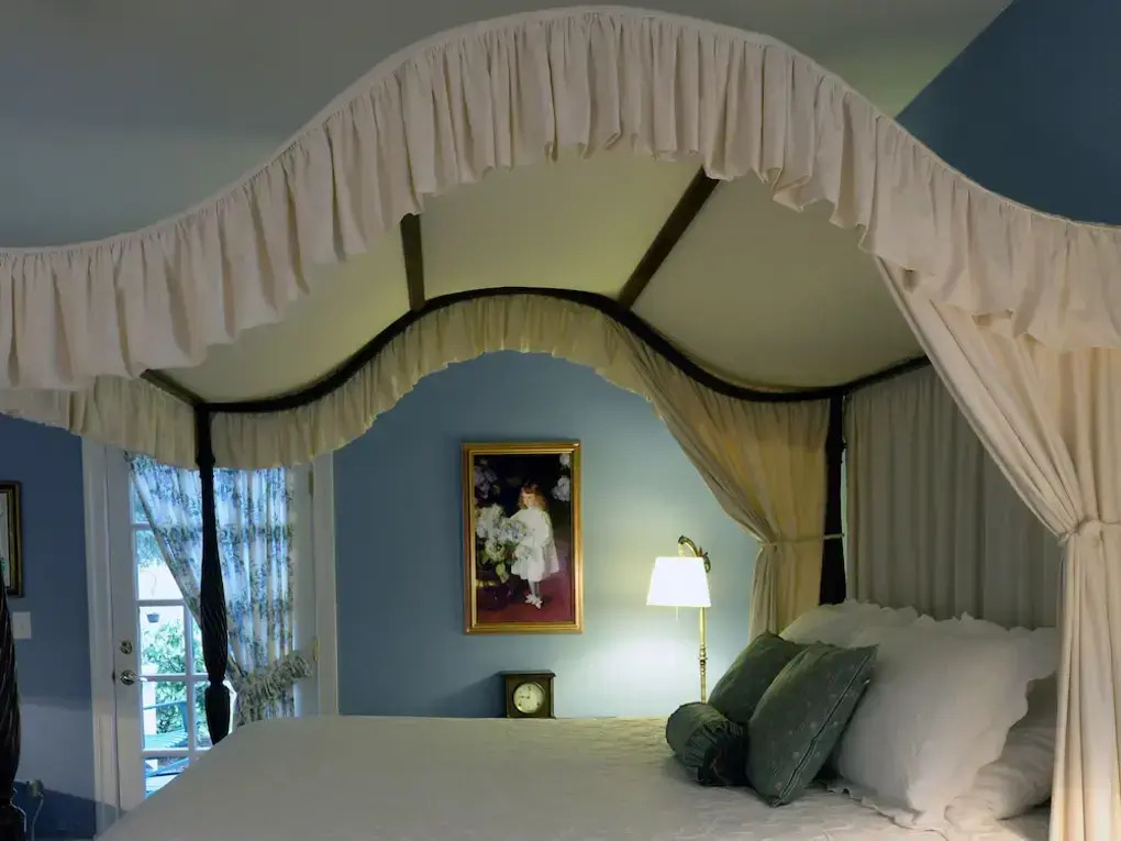 Inn at Monticello