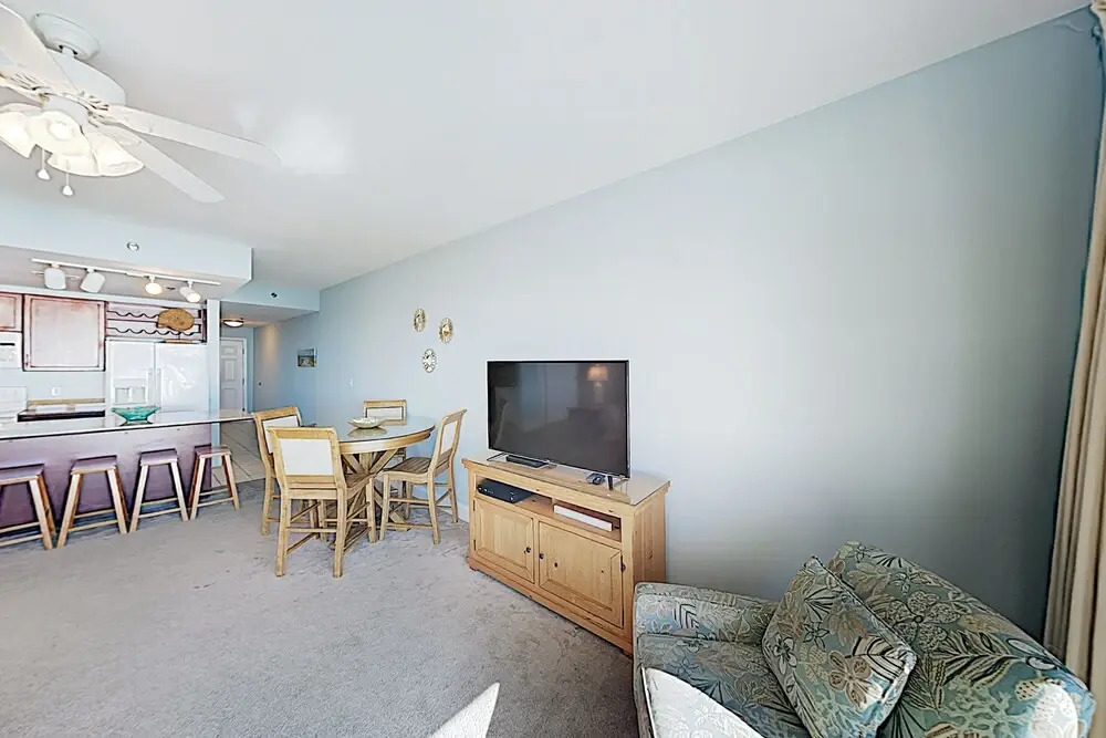 New Listing! Gulf-view Haven: 5 Pools, Near Beach 2 Bedroom Condo