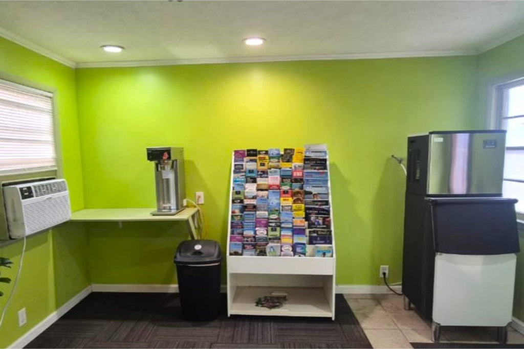 Economy Inn Cadillac MI by Hotel O