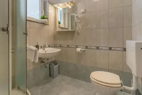 Apartments Lopari