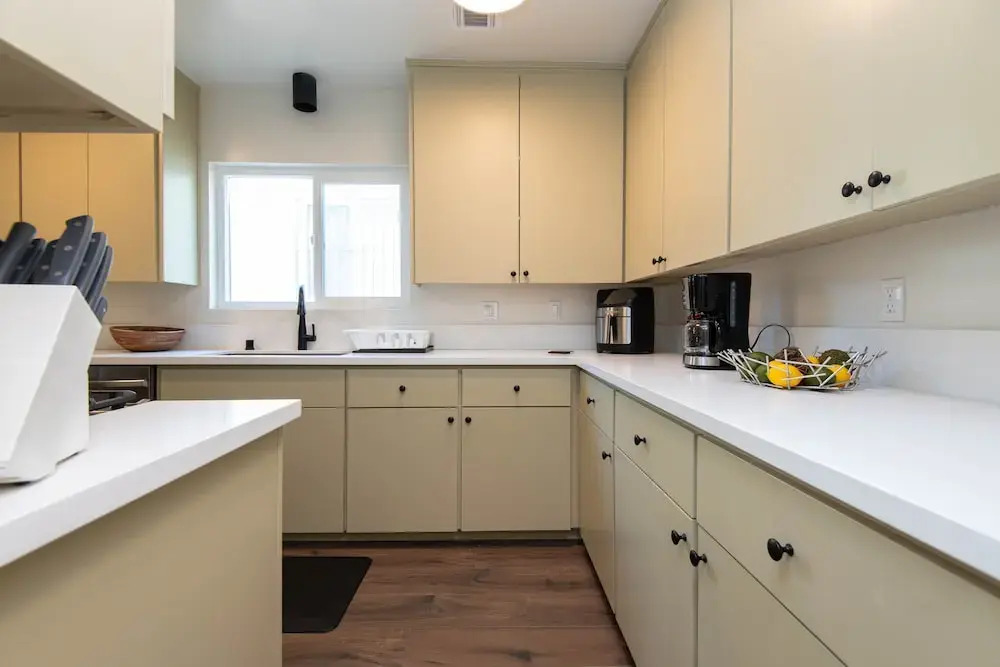 Stylish Apartment near Dodger St
