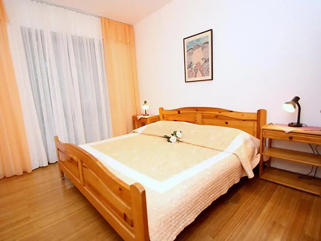 Apartments Doris