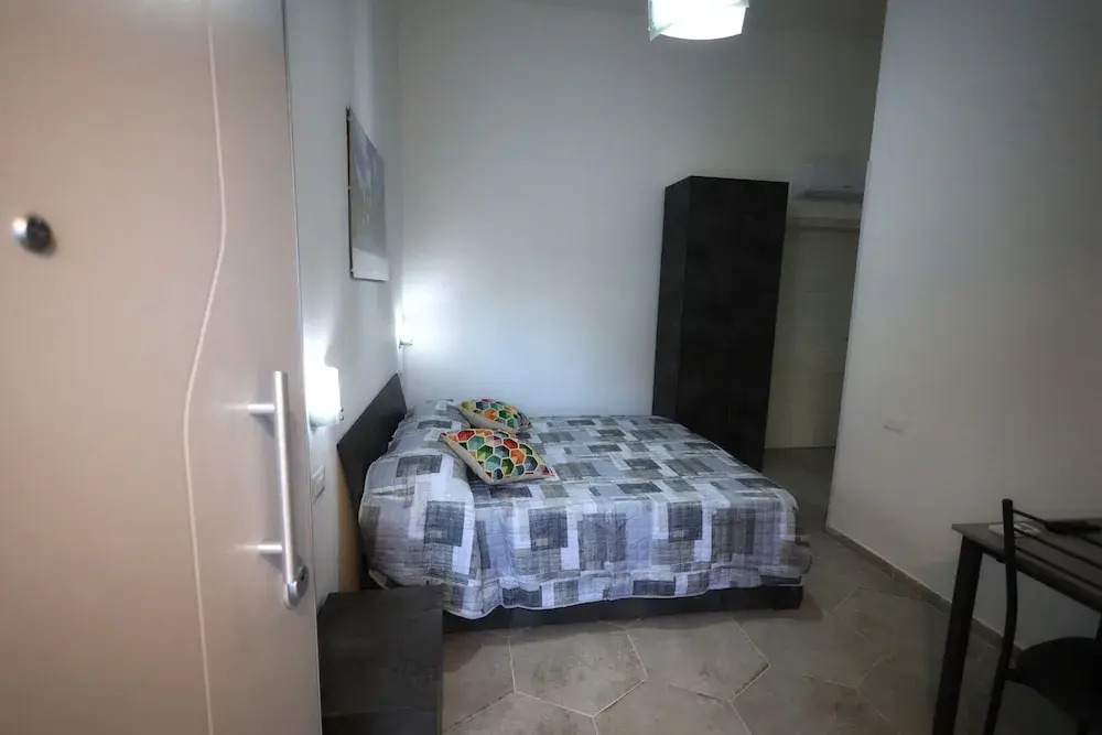 B&B REVOLUTION BED e BREAKFAST