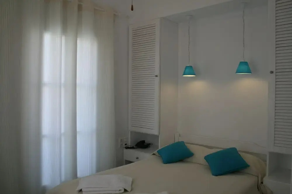 SPIROS & HIROKO Hotel