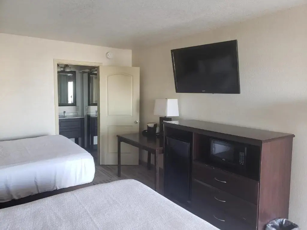 Grand Texan Hotel and Convention Center