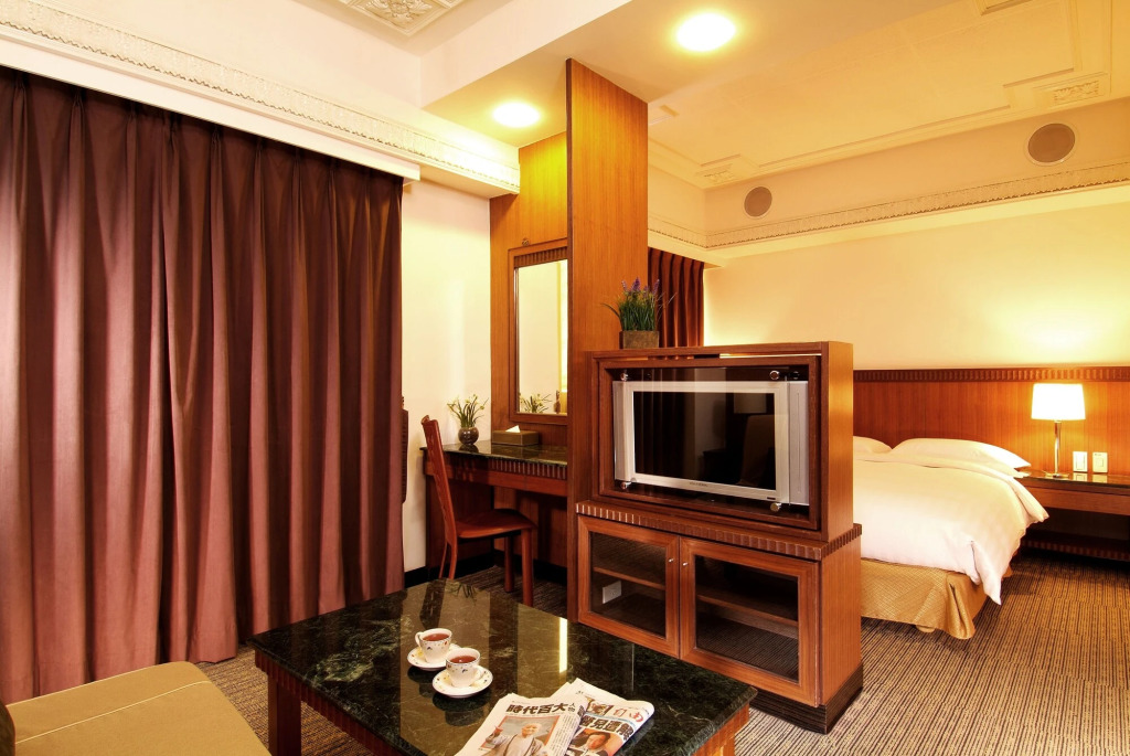 Hub Hotel Kaohsiung Cisian Branch