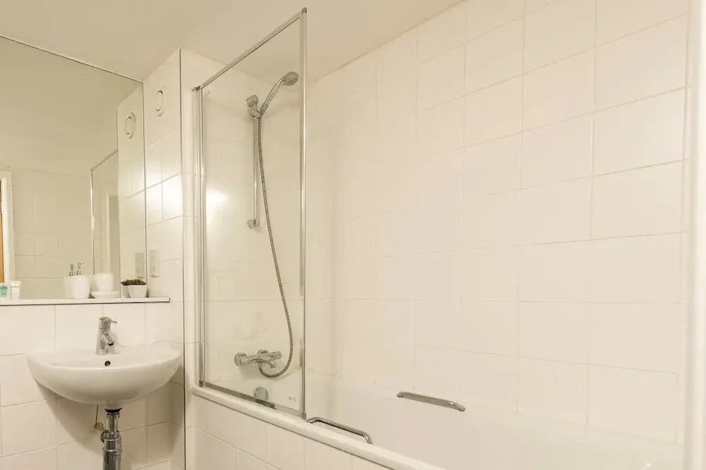 Homey Smart 1 Bed Close To City Centre And Arena