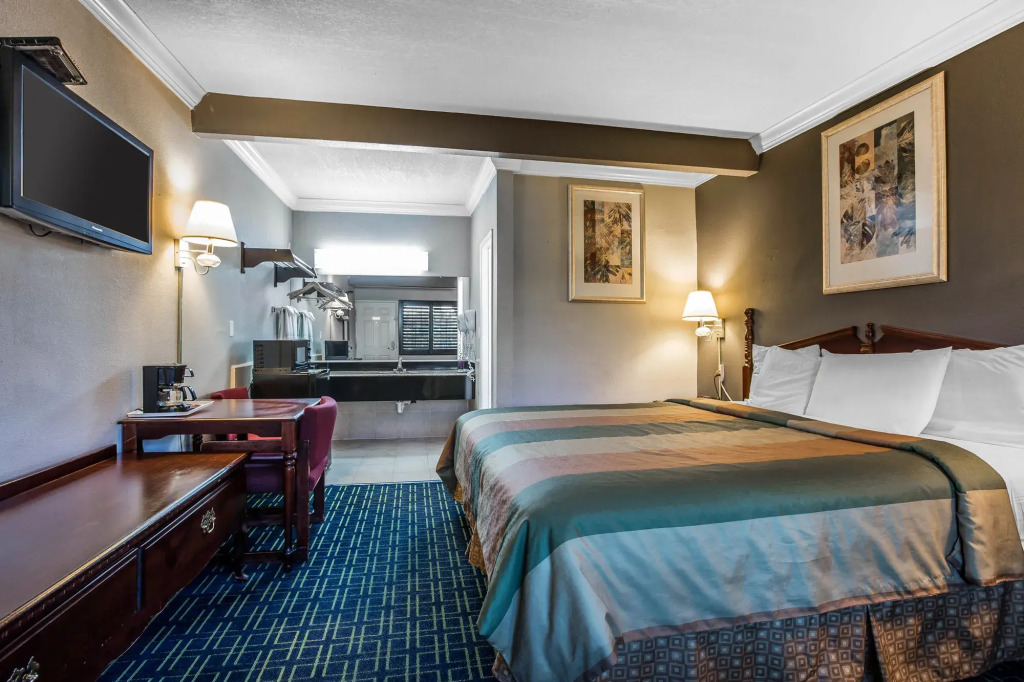Hotel H-Wood