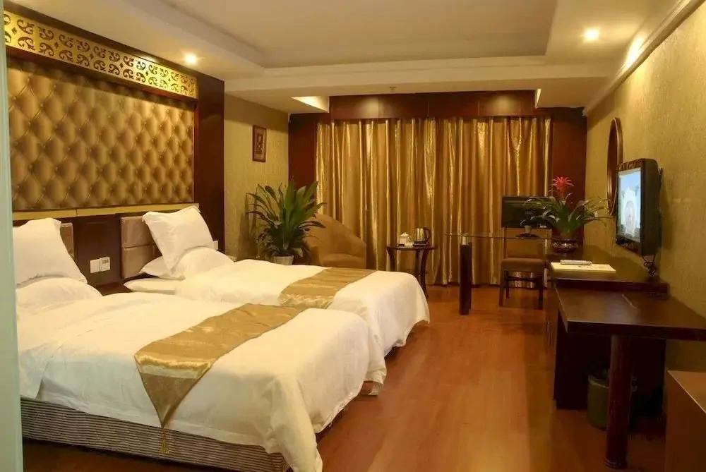 Kaibin Hotel