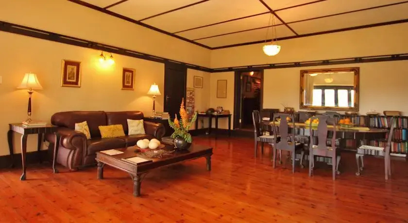 Reed Valley Inn