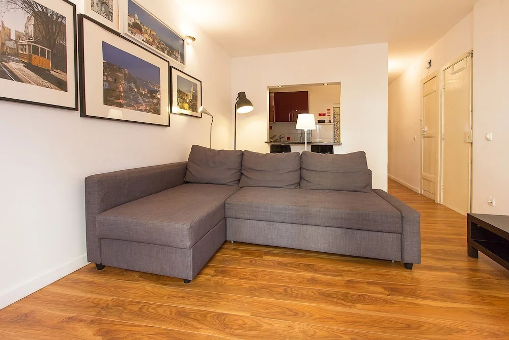Typical Tailor Made Flat in Central Graça