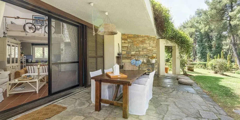 Coelo Shared Pool Villa, Sani