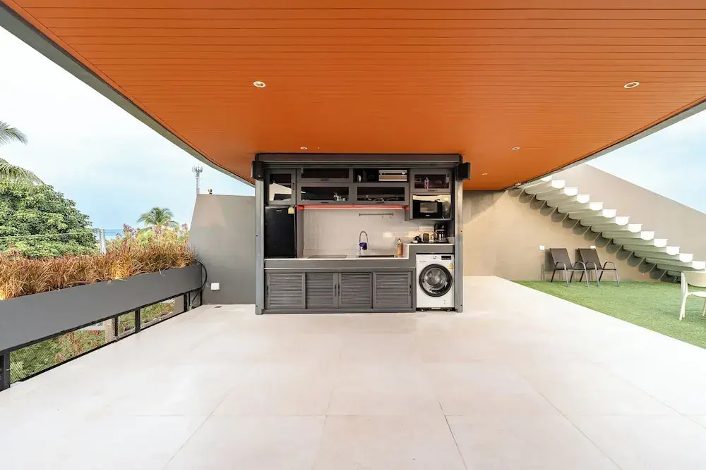 Beautiful Sea View Full Smart House 3BR