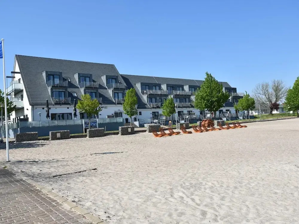Charmante Ferienwohnung mit Garten in Wiek