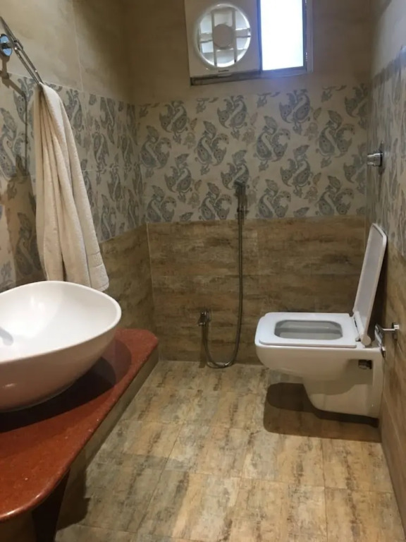 Motel New Milan, Muzaffarpur