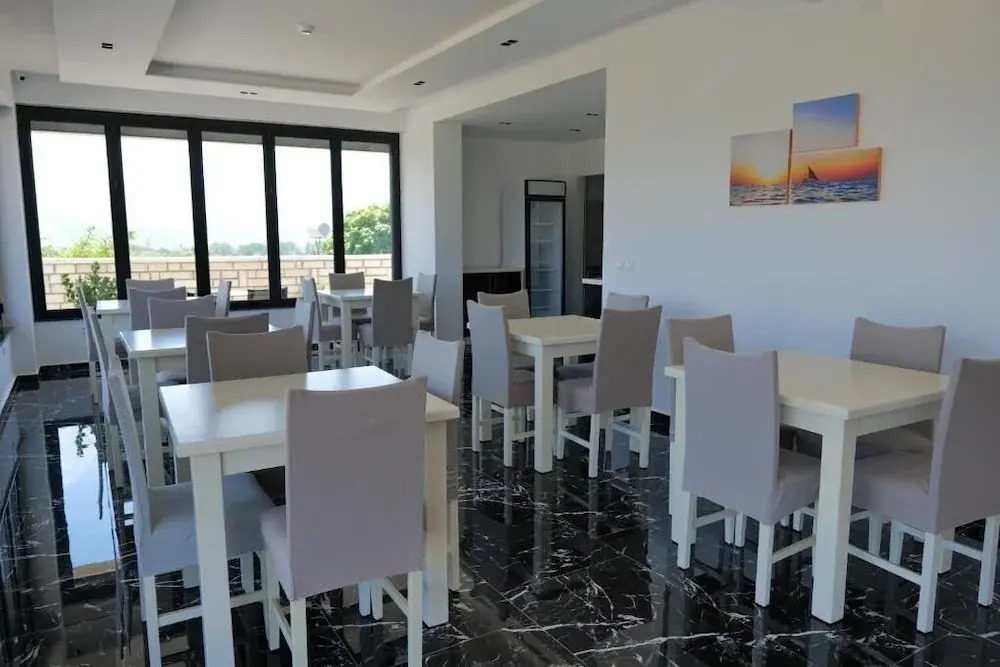 Golden Berden Boutique Apart-Hotel