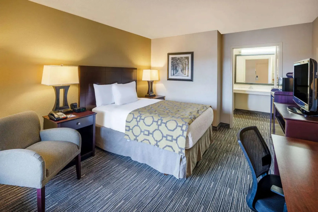 Park Inn by Radisson, Columbus State University Area