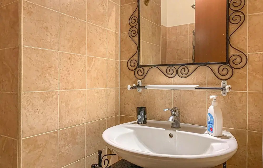 Stunning Apartment in Roma With Wifi and 2 Bedrooms
