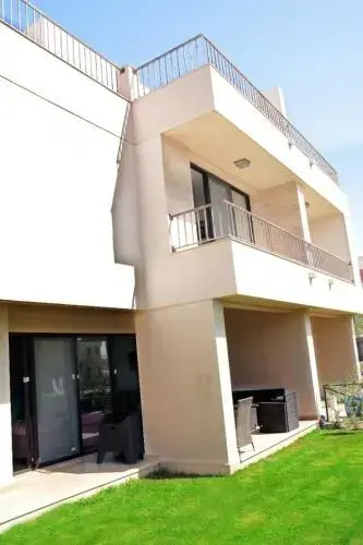 Twin House in Verdi Marassi