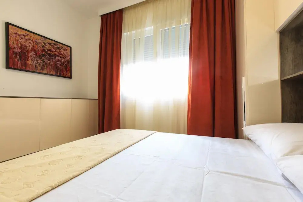 Lotus Alba Apartments