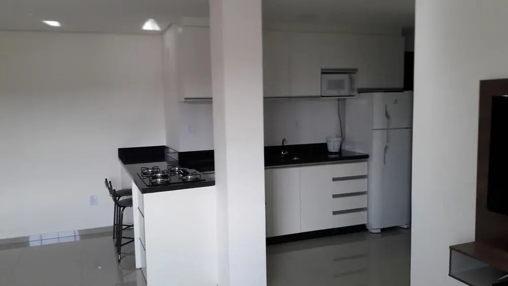 Apartamentos Ed London, 150m das Termas, Climatizado - 2 vagas garagem