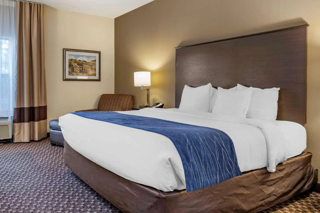 AmericInn Kalamazoo